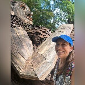 Meet your Posher, Amy